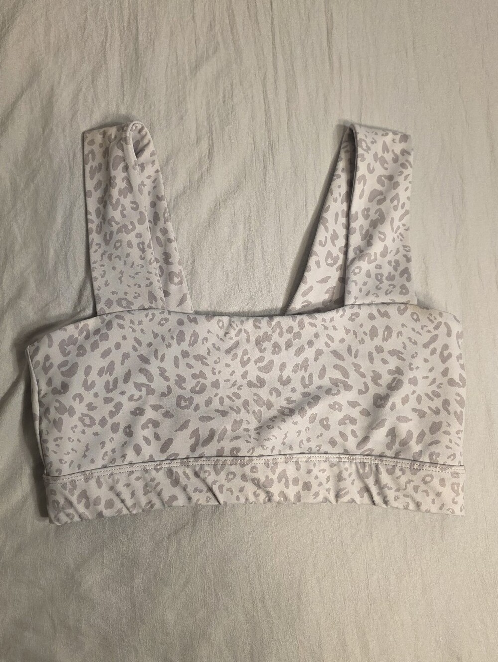 Medium Leopard Print Sports Bra White and Grey